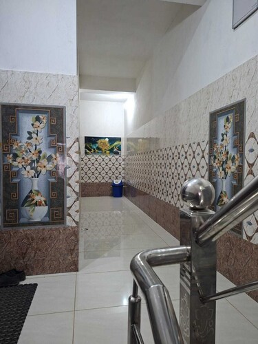 Sehrawat Guest House