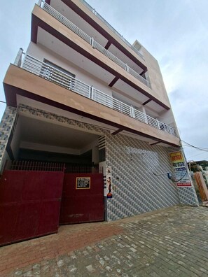 Exterior - Sehrawat Guest House (Sakrai)