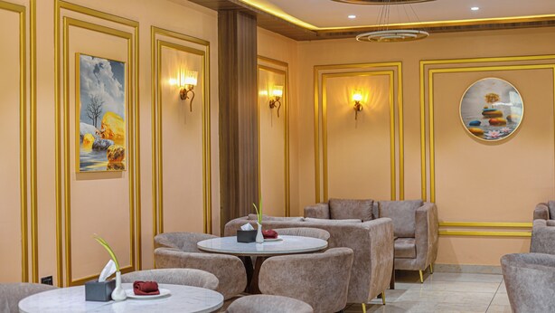 Ảnh chưa phân loại, 1 trong số 23 ảnh, nút