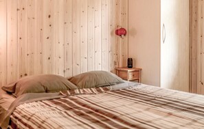 4 Schlafzimmer, Reisekinderbett, kostenloses WLAN
