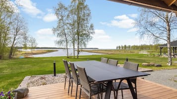 Ulkoruokailutilat