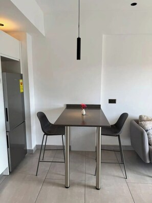 Căn hộ Deluxe, quang cảnh thành phố | Khu ăn uống
