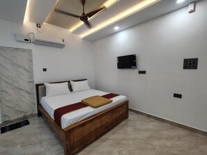 Room - sara rooms (Tiruvannamalai)