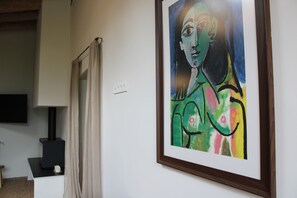 Interior - Peace and elegance in a Catalan country house with a pool, 3 km from the beach. (Torroella de Montgrí)