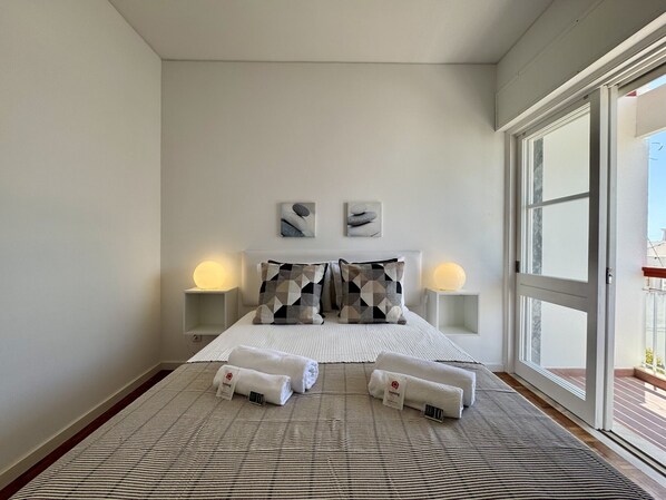 3 bedrooms, iron/ironing board, free WiFi, bed sheets - FARO CENTRAL 3 by HOMING (Faro)