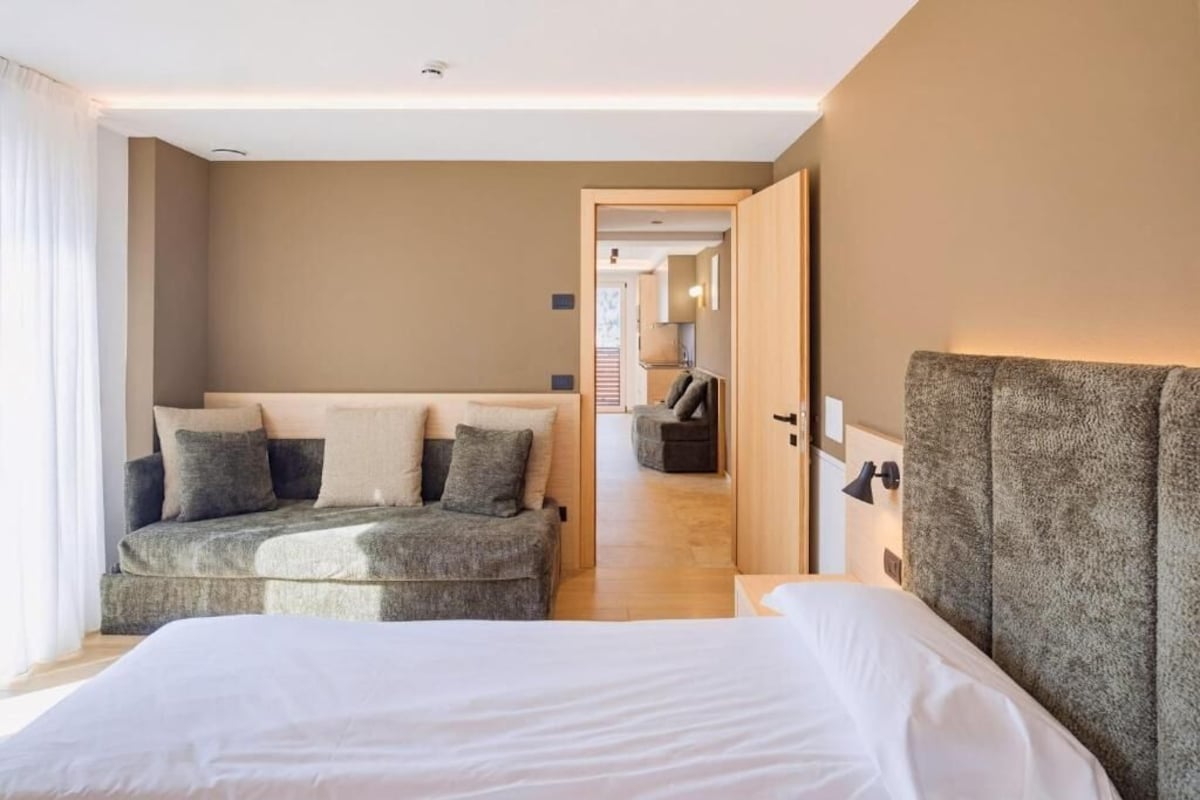 Superior Apartment | In-room safe, iron/ironing board, WiFi (free)