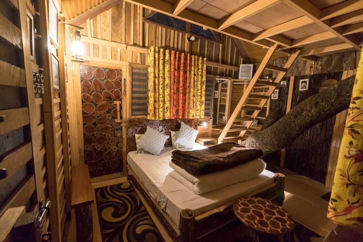 Tree House