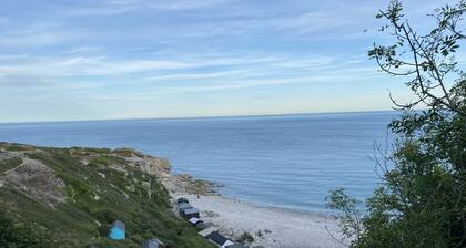 Coastal bungalow retreat on the Jurassic Coast at Portland, Dorset.