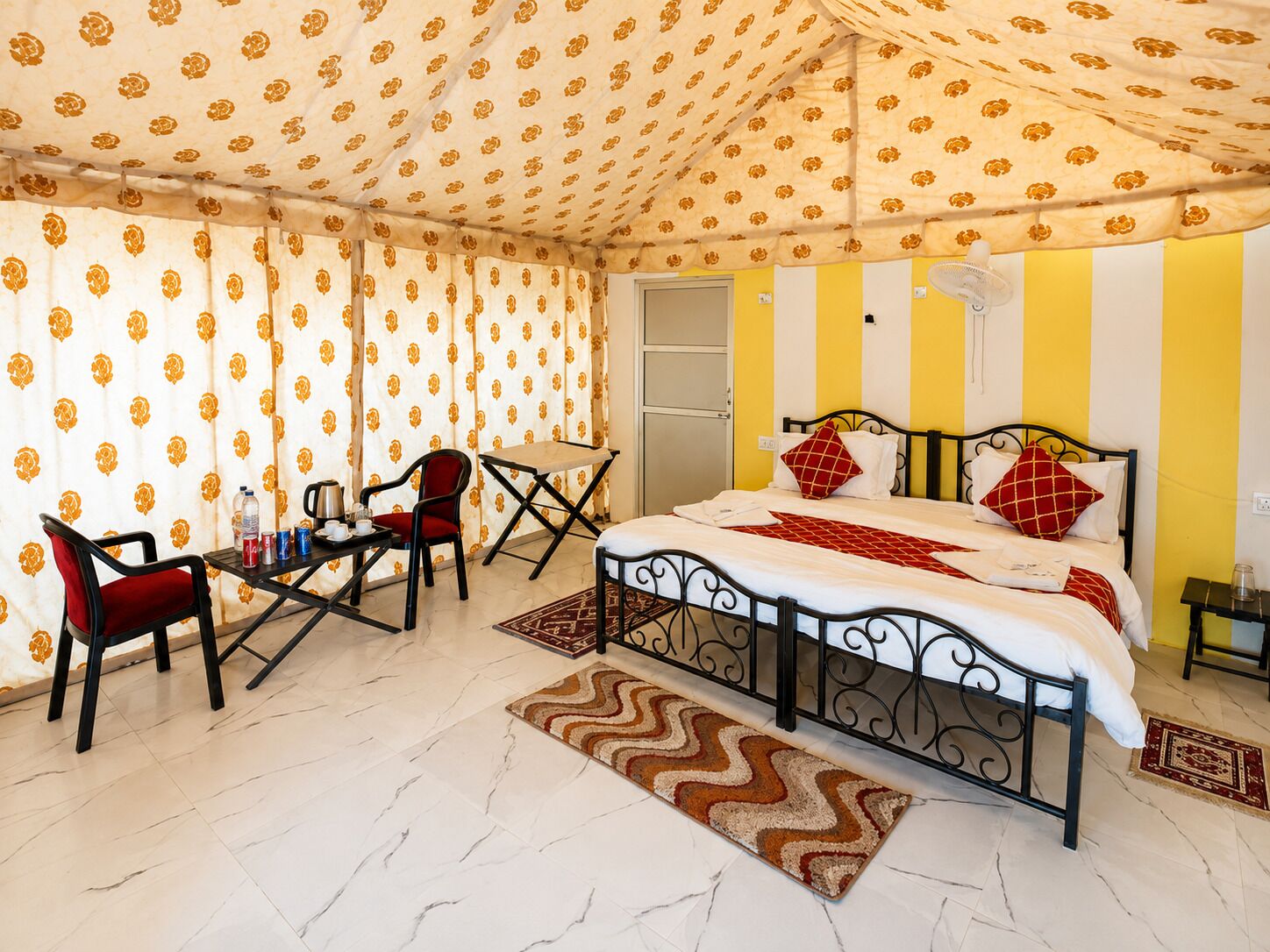 Premium tent | Gratis wifi, beddengoed