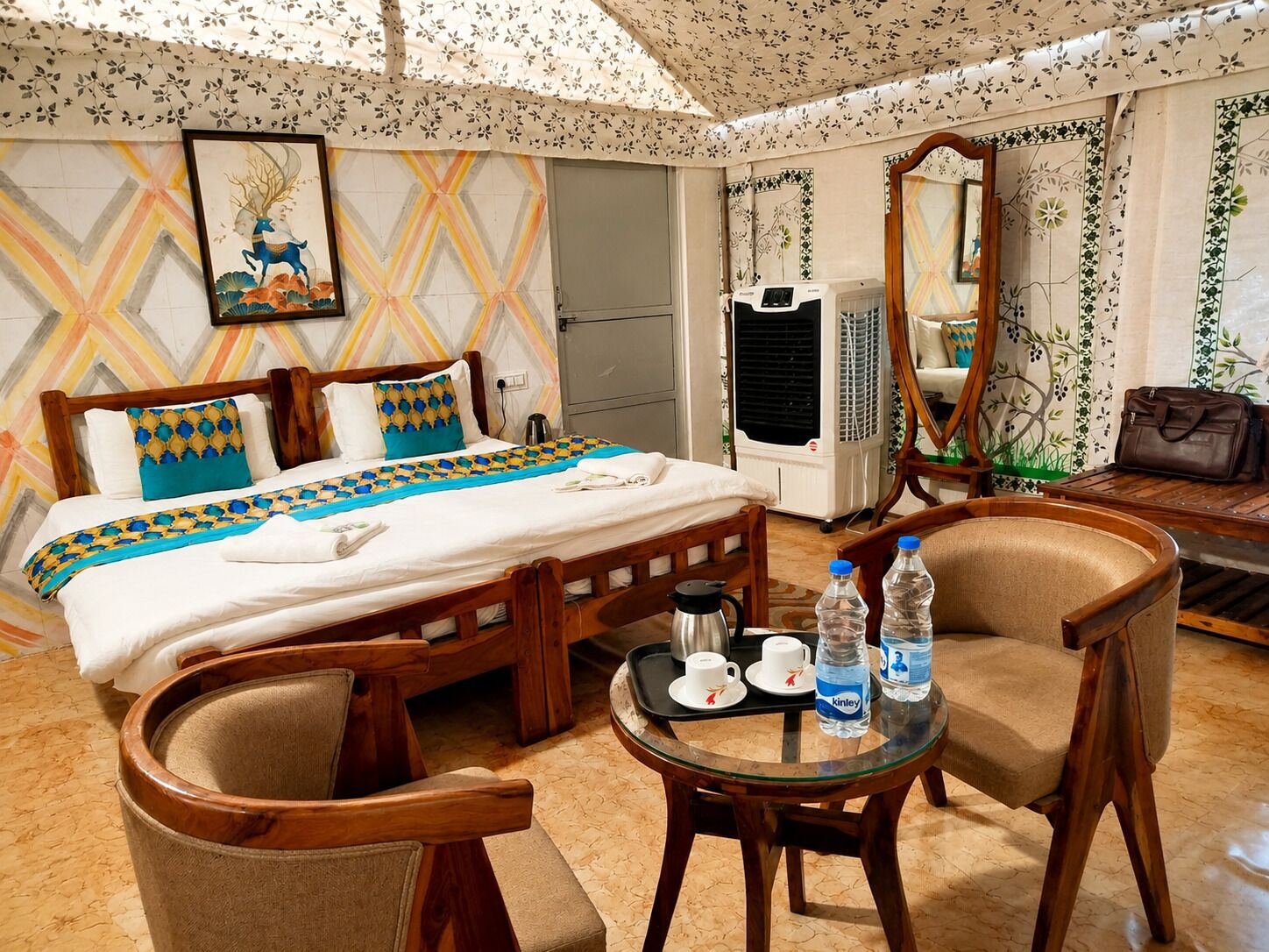 Deluxe tent | Gratis wifi, beddengoed