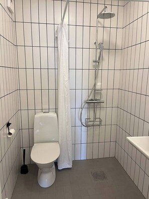 Bathroom - Tommarp beds without breakfast (Tommarp)
