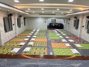 Banquet hall - Joy Ac Hall & Rooms (Rameshwaram)