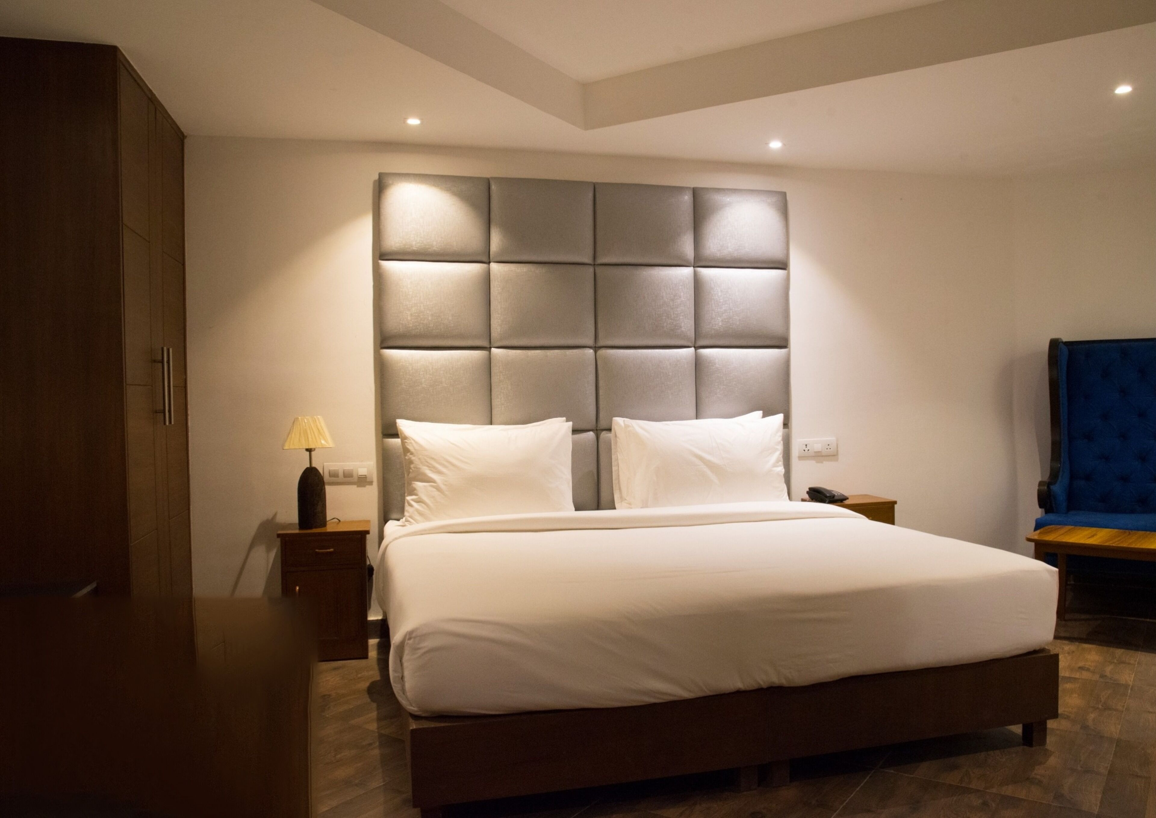 Deluxe Double Room | Desk, laptop workspace, free WiFi
