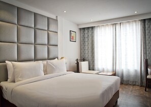 Deluxe Double Room, City View | Desk, laptop workspace, free WiFi - The Chapter Hotel Opp Fortis Vasant Kunj (New Delhi)