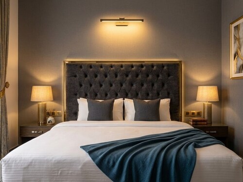 Regency Suite Hotel