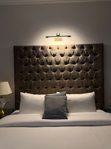 Regency Suite Hotel