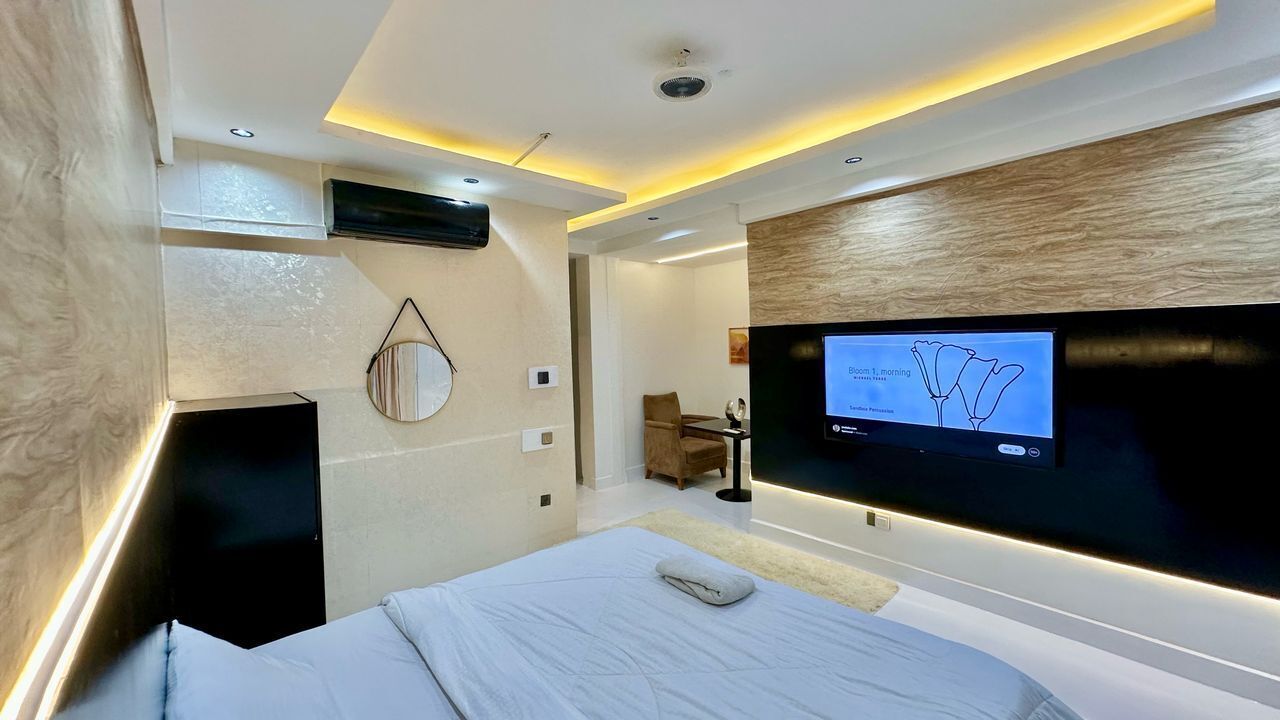 1 habitación, tabla de planchar con plancha y wifi 