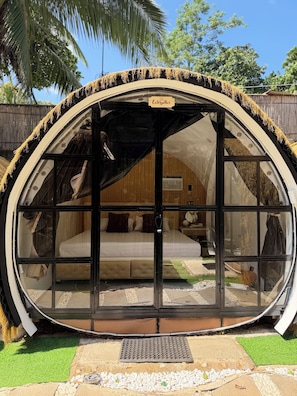 Deluxe Cabin, Garden View | Blackout drapes, soundproofing, free WiFi
