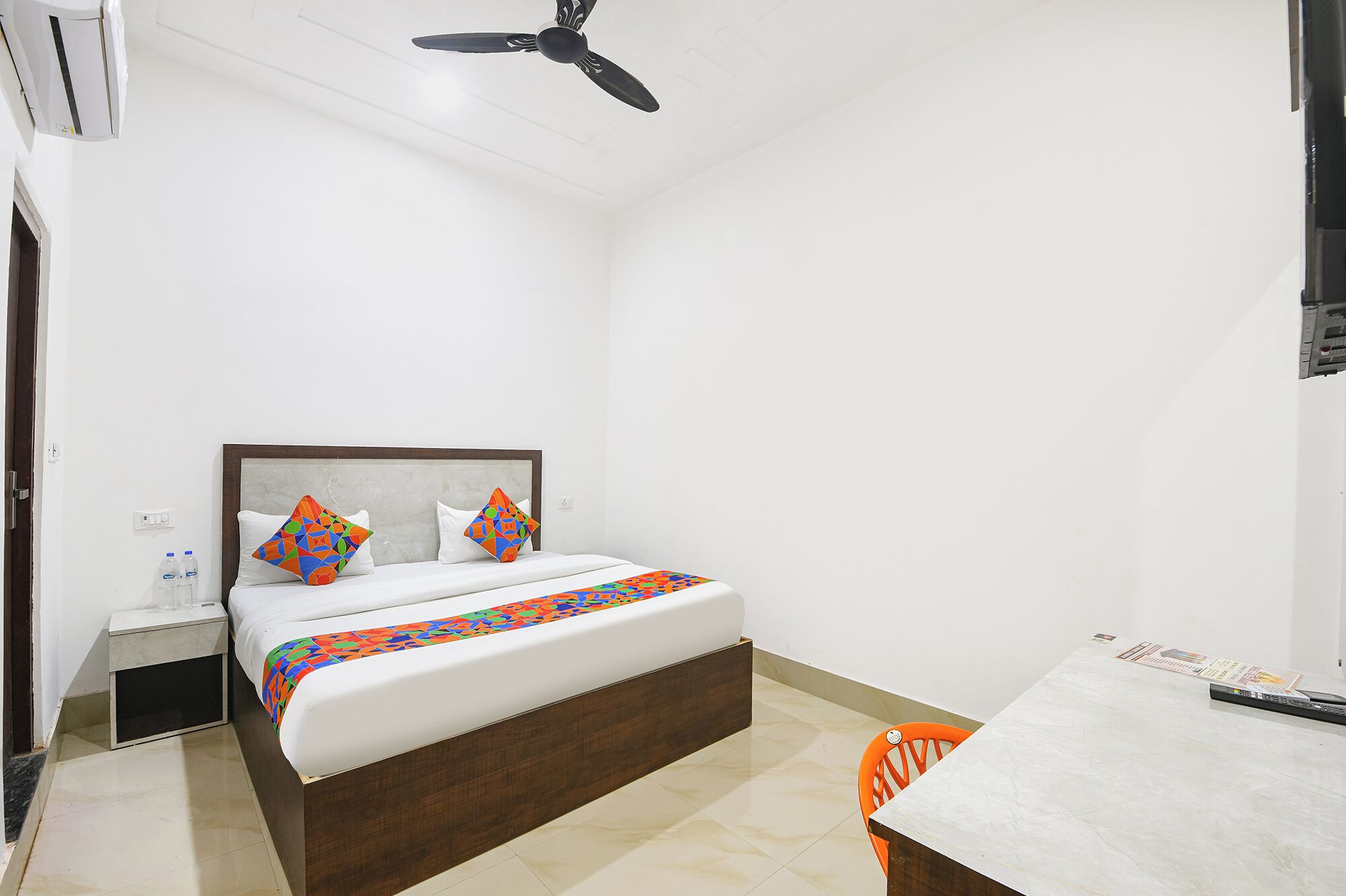 Family Room | Egyptian cotton sheets, premium bedding, in-room safe, desk