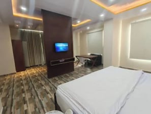 Suite | Lakens van Egyptisch katoen, luxe beddengoed, een kluis op de kamer