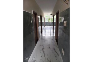 Lobby - Fabhotel Latitude (Hyderabad)