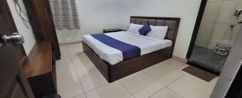 Fabhotel Latitude