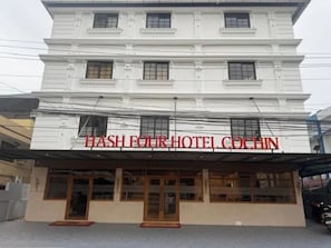 Front of property - Fabhotel Prime Hash Four (Ernakulam)