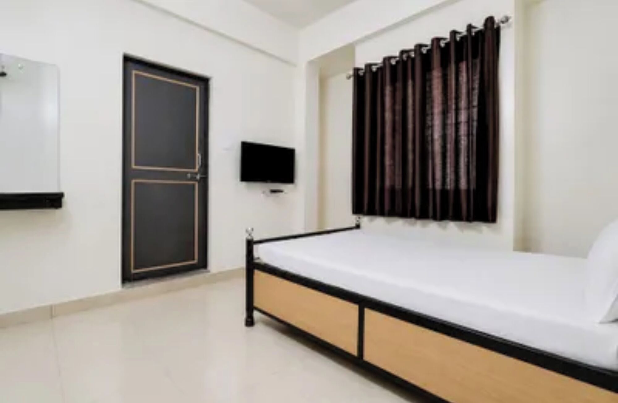 Habitación Deluxe | Sábanas de algodón egipcio, ropa de cama de alta calidad, caja fuerte