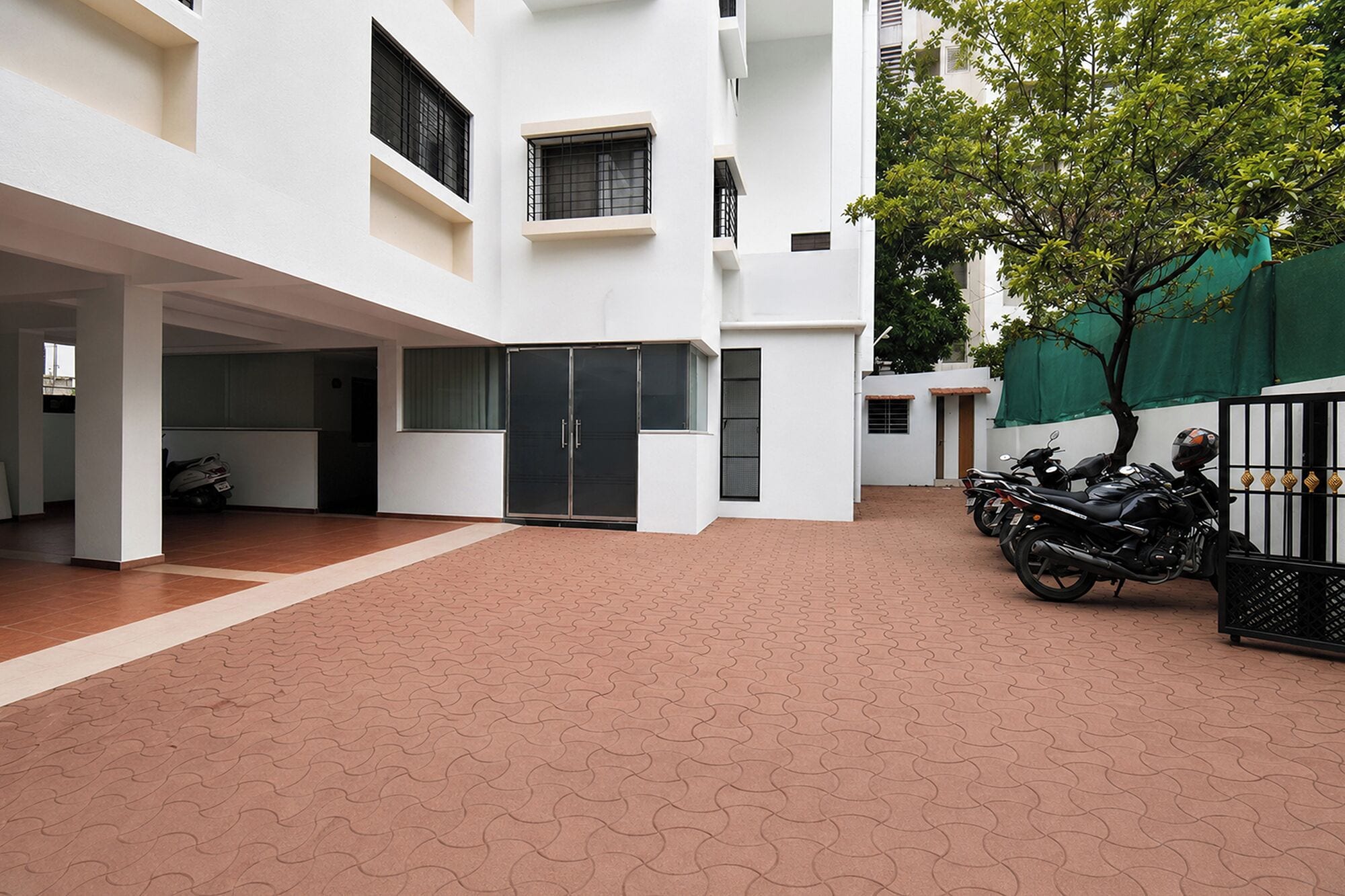 Free self-parking