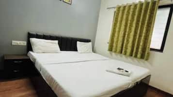 Deluxe Room | Front of property
