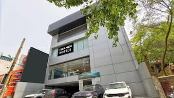 Fachada de la propiedad