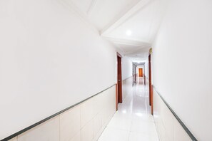 Lobby - Fabhotel Gandharva Inn (Pune)
