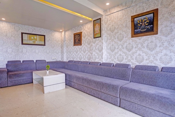 28-inch LCD TV with cable channels - Fabhotel Food Hub (Niphad)