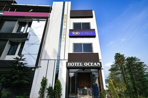 Front of property - Fabhotel Ocean (Indore)