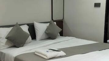 Seprai katun Mesir, seprai premium, brankas, dan meja kerja