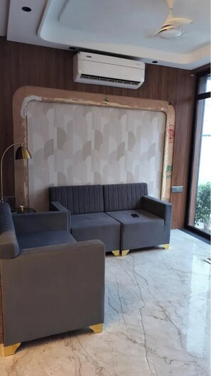 Lobby - Fabhotel Ocean (Indore)