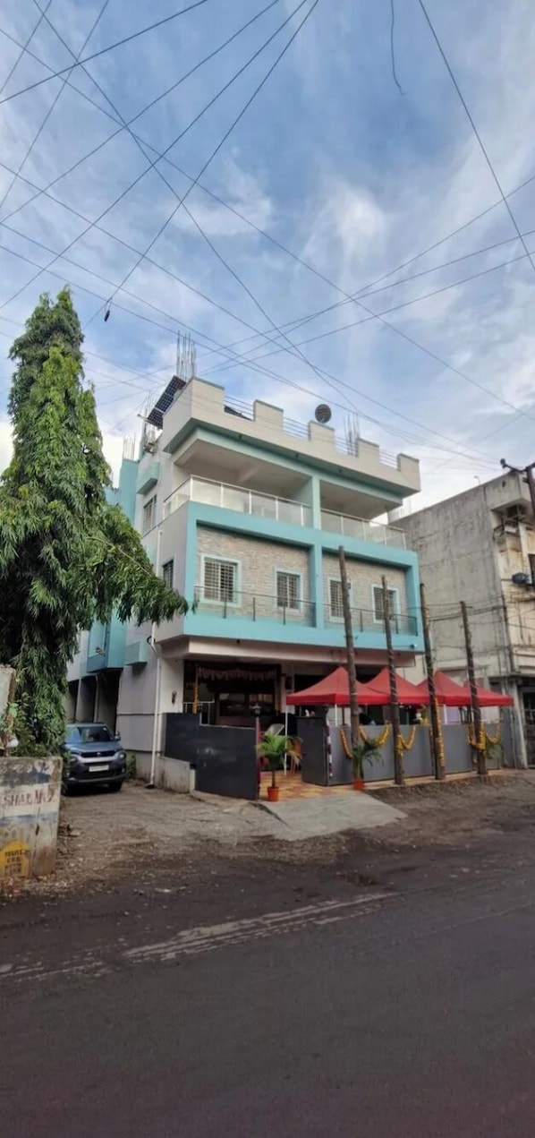Unclassified image, 1 of 21, button - FabHotel Sattva Stays (Pune)