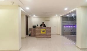Reception - Fabhotel Comfort Residency (Gurugram)
