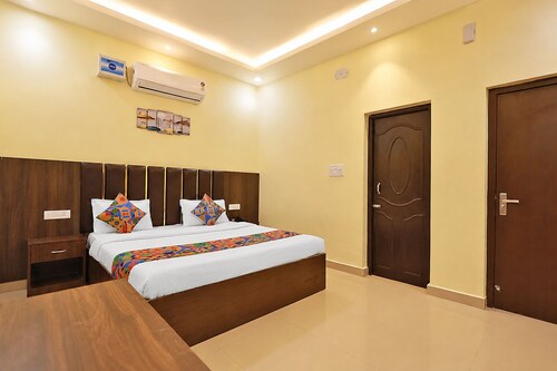 Fabhotel Cherish Stays