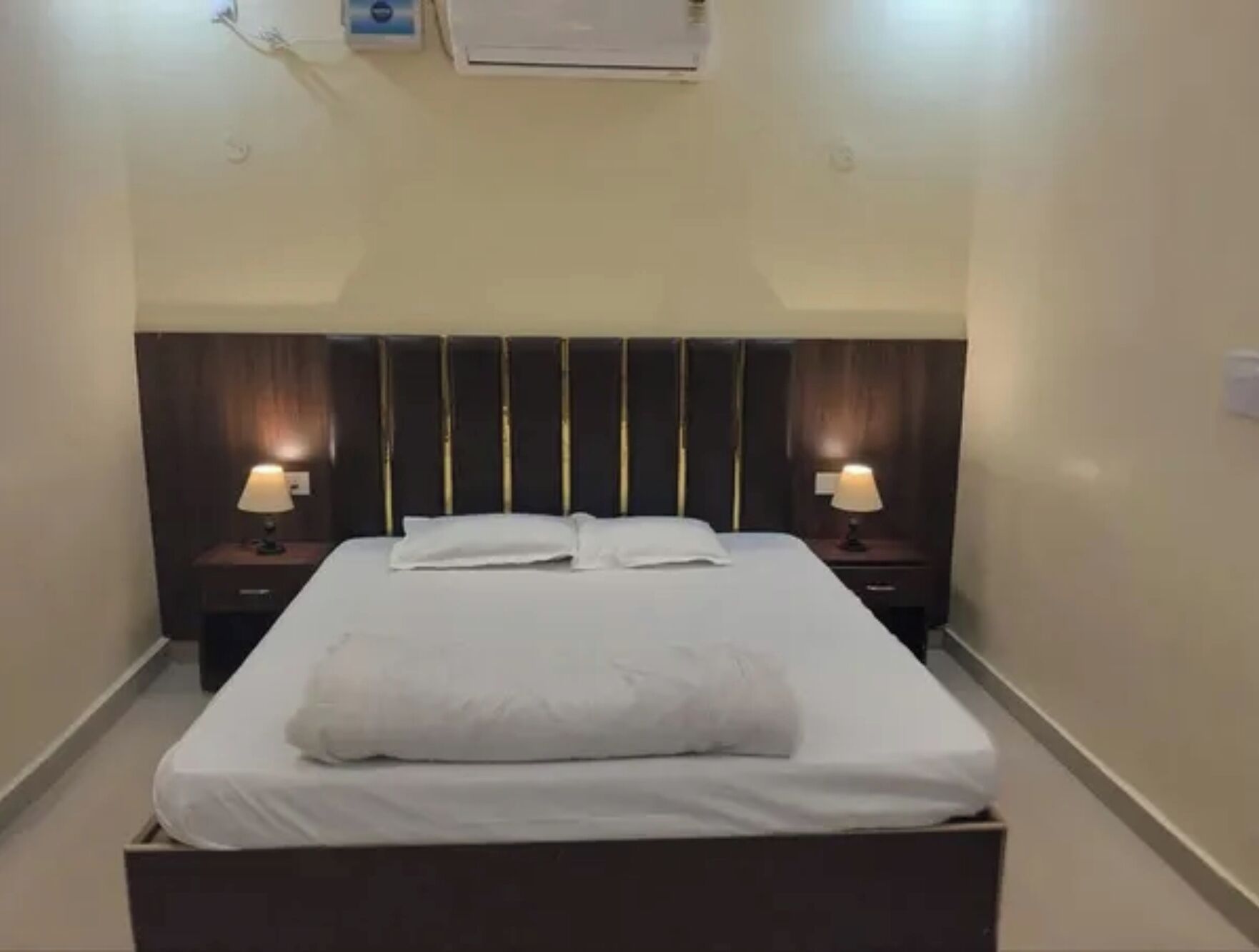 Chambre Deluxe | Draps en coton égyptien, literie de qualité supérieure