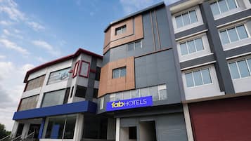 Mặt tiền nơi lưu trú