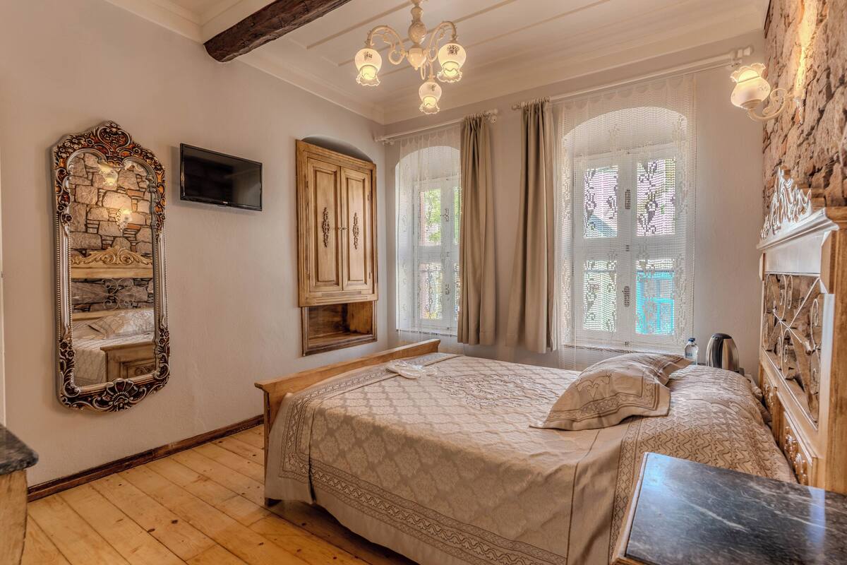 Standard Double Room | WiFi (free)