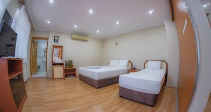 Room-spacious Hopa Suite & City View