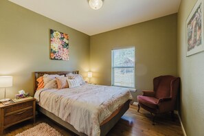 4 chambres, fer et planche à repasser, Wi-Fi, draps fournis
