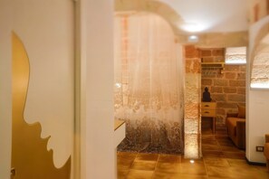 Interior - Gold White Exclusive House (Polignano a Mare)