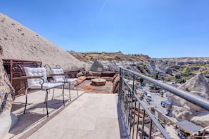 Suite luxueuse, vue sur la vallée | Vue de la chambre