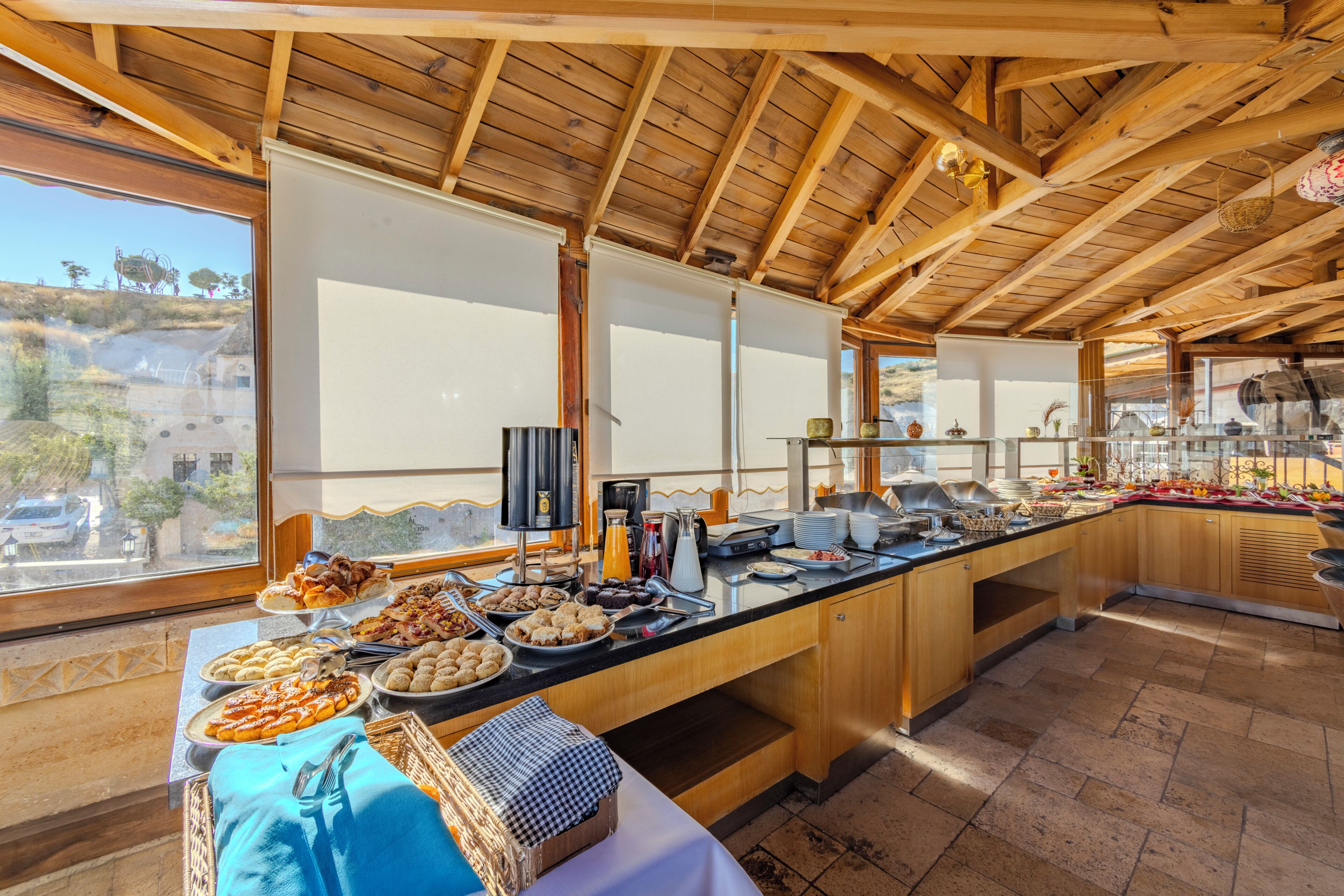 Petit déjeuner buffet compris tous les jours