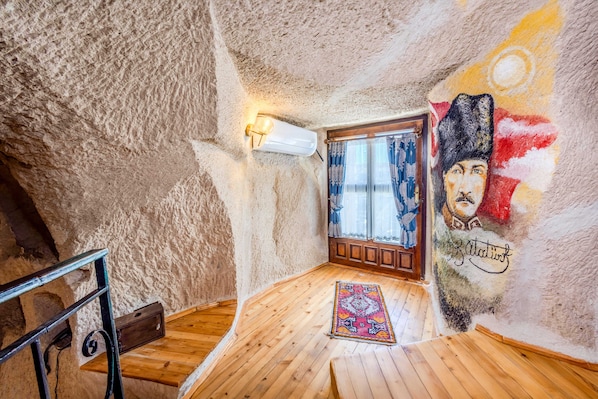 Luxury Suite, Valley View