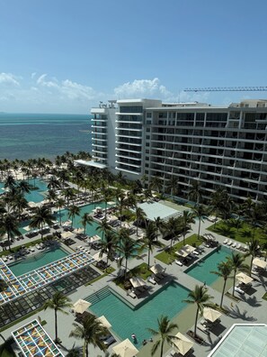 Exterior - Garza Blanca - Your Dream Luxury Vacation (Continental de Isla Mujeres, Cancun)