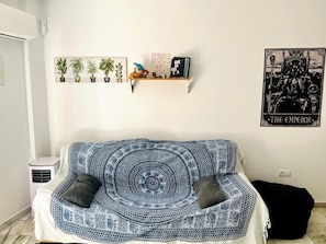 Apartment, 1 Double Bed with Sofa bed, Balcony | Interior - Skysea Holidays FUENGIROLA CENTRO (Fuengirola)